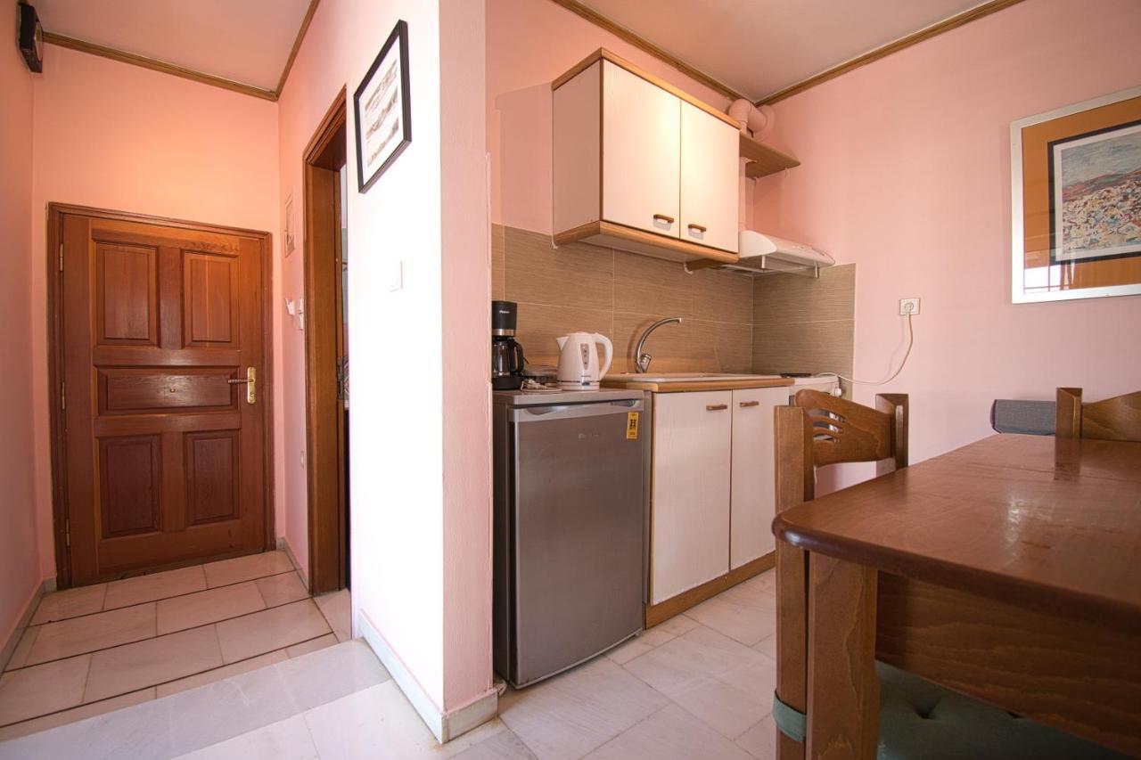 Tiny Studio Marousi Area Apartment Athens Ngoại thất bức ảnh